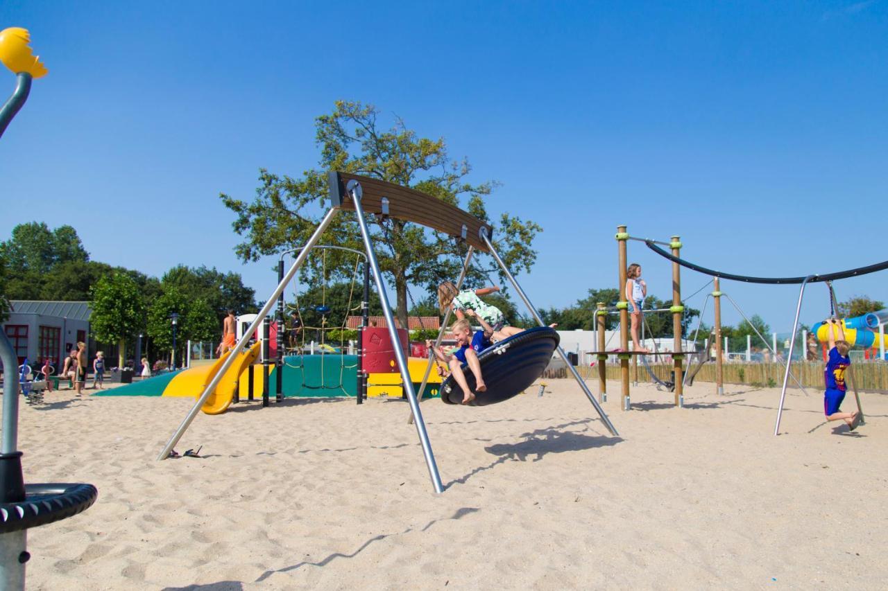 Camping De Duinhoeve Chalet Zeeland Not For Companies 버그함스테드 외부 사진